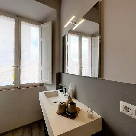 Kami-central Beautiful Over The Roofs Appartamento *