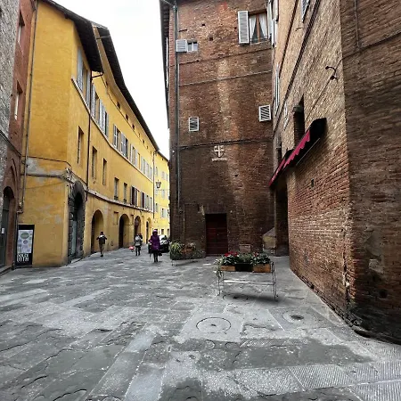 Appartamento Kami-central Beautiful Over The Roofs Siena